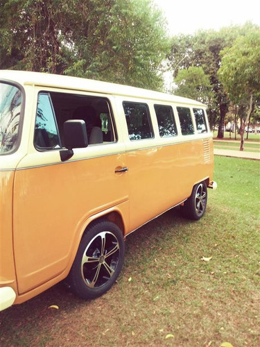 Imagem 3 de 15 de Vw Kombi 1978 De 4 Portas Ap2.0 Gas. Fabrica Só 35 Unidades