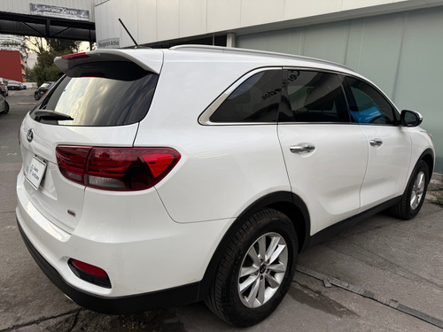 Kia Sorento 2.4 Lx At