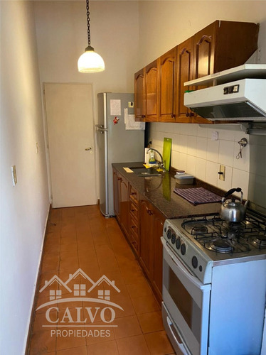Imagen 3 de 14 de Casa. Buena Ubicacion. Lista Para Habitar