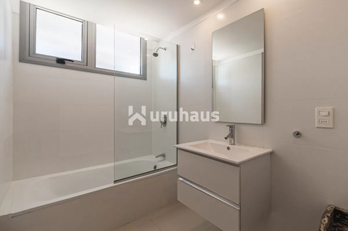 Venta Departamento Punta Del Este Torre Esmeralda