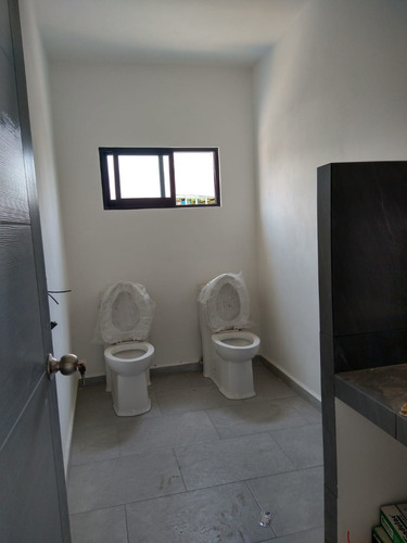 Se Renta Instalaciones Para Oficinas En Jiutepec. Nueva, Amplia, Iluminada