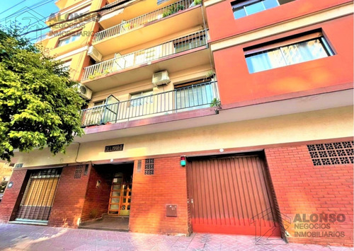 Imagen 2 de 18 de Departamento 2 Ambientes Con Balcon En Alquiler - Lanus O