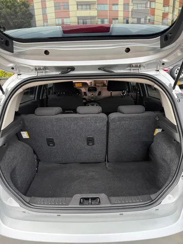 Ford Fiesta 1.6 Hatchback Se