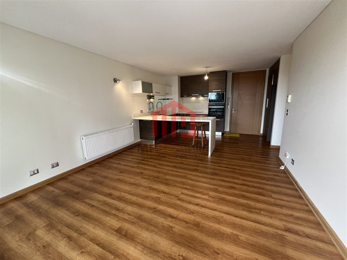 Depto En Arriendo Casi Nuevo - Los Almendros