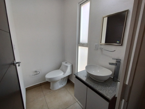 Casa En Venta En, Condominio Santarem Las Americas. Ez15