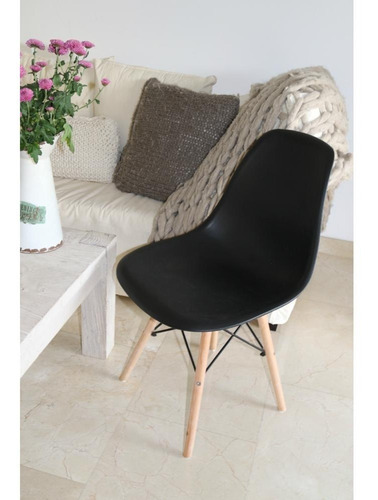 Imagen 8 de 10 de Sillas Eames Patas De Madera 4 Gardenlife Reforzadas Living