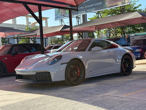 Porsche 911 Carrera Gts 2025