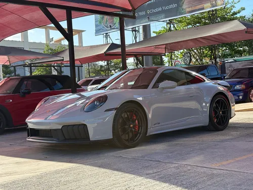 Porsche 911 Carrera Gts 2025