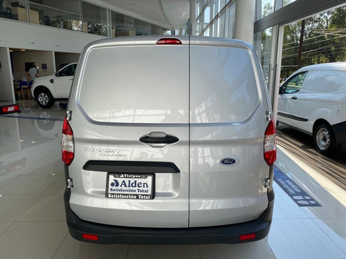 Imagen 6 de 15 de Ford Transit