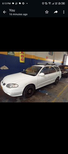 Hyundai Elantra 1.8 Gls Avante 5 p Camioneta