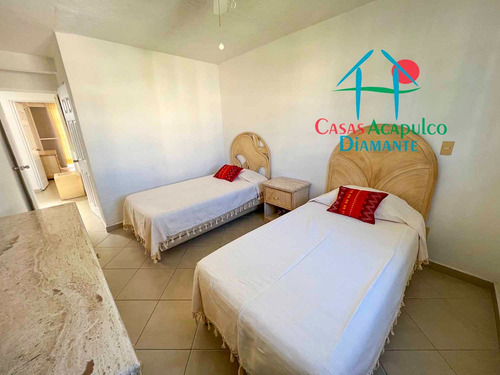 Cad Puente Del Mar Princess Ii Casa 27. Con Roof Garden Y Estancia Con Salida A Las Áreas Comunes