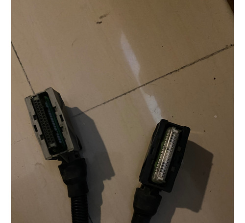 Arneses De Computadora De Chevy C2 Y C3 (Usado)