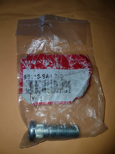 Imagen 1 de 1 de Perno Original Honda Civic Emotion 2005