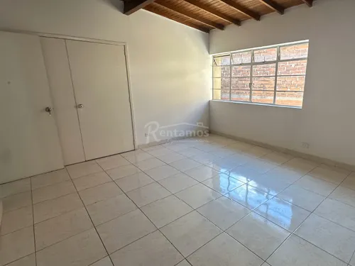 Local En Arriendo En Laureles. Cod A776068