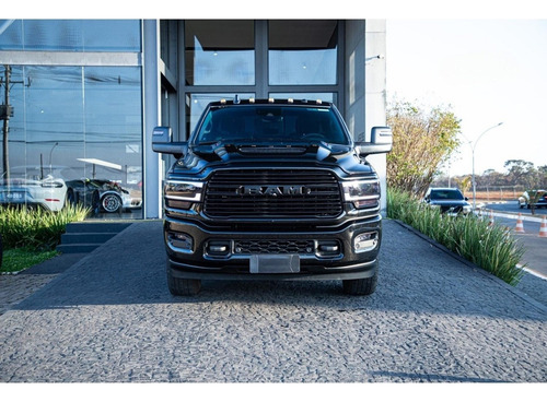 RAM 3500 6.7 I6 TURBO DIESEL LARAMIE NIGHT EDITION CD 4X4 AUTOMÁTICO