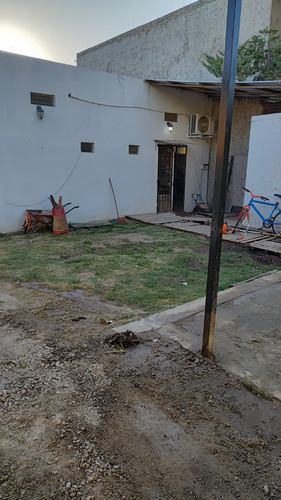 Distribuidora De Alimentos, Barrio Agustoni, Pilar