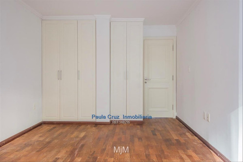 Apartamento En Venta De 3 Dormitorios En Rambla De Punta Carretas