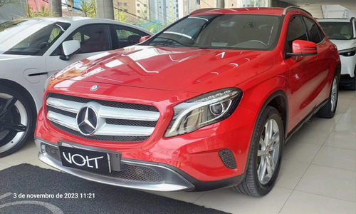 Mercedes-Benz GLA 200 1.6 CGI ADVANCE 16V TURBO GASOLINA 4P AUTOMÁTICO