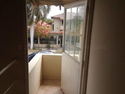 Imagen 4 de 30 de Casa En Venta Cabudare Lara Rah. 23-18786 // Invierta Seguro Con Rentahouse//