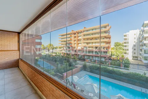 Moderno Departamento En Sector Residencial