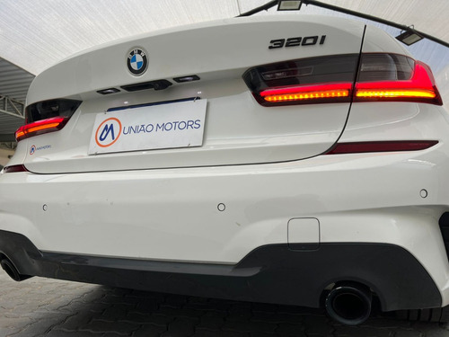 BMW 320i M Sport Sport