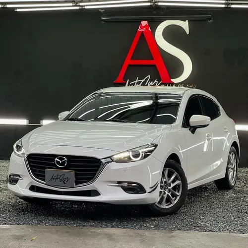 Mazda 3 2.0 Sport Touring