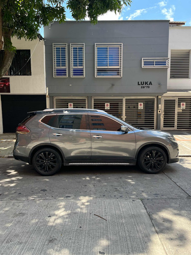 Nissan X-Trail 2.5 Exclusive