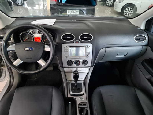 Imagem 7 de 15 de Ford Focus Sedan 2.0 16v 4p