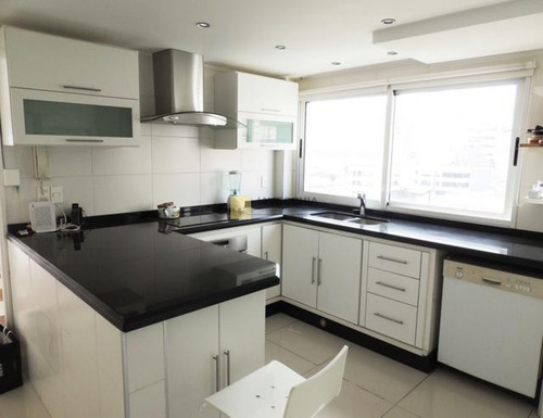 Imagen 20 de 20 de Alquiler De Apartamento De 6 Dormitorios En Penãnsula