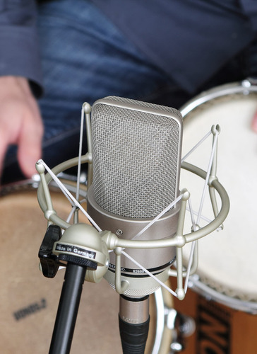 Microfone Neumann Tlm 103-mt Cardioide De Diafragma Grande P