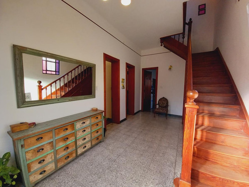 Imagen 2 de 19 de Casa En Venta De 3 Dormitorios - Barrio Sur