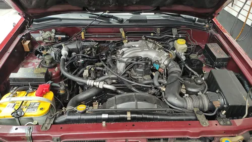 Nissan Pathfinder 3.3 R50 Std