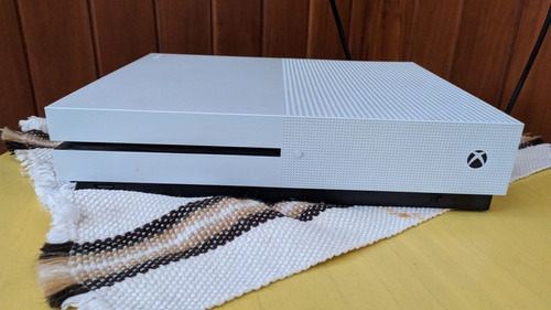 Xbox One S 1tb