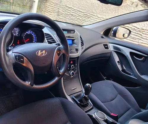 Hyundai Elantra 1.6l
