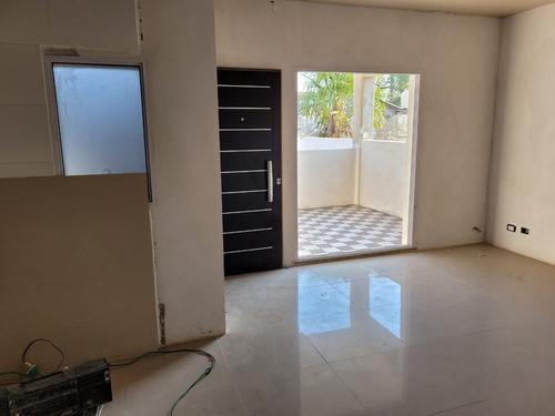 Imagen 12 de 17 de Departamento En Venta En Monte Grande