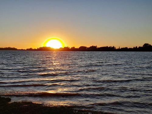 Vendo Parcela Con Cabaña En Lago Machicura D3 B2 Colbún