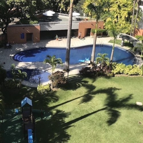 Imagen 11 de 14 de Espectacular Apartamento En Los Chorros Con Piscina #21-1149