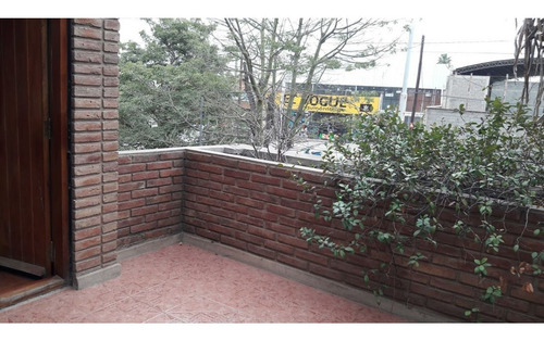 Imagen 9 de 30 de Venta Casa Sobre Av. Donato Alvarez-3 Dorm.-2 Baños-patio-pileta-villa Allende-córdoba-argentina
