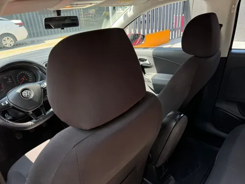 Volkswagen Polo 1.6 L4 Design & Sound Mt
