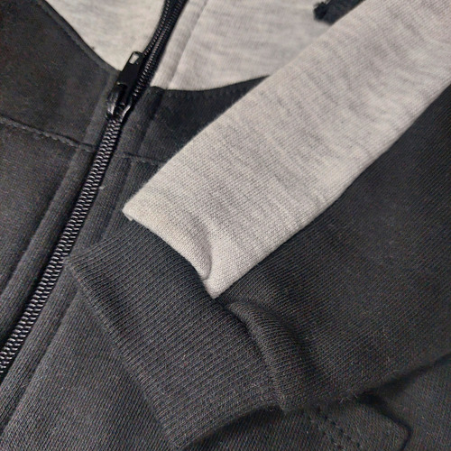 Campera Buzo Frisa De Bebé Con Capucha