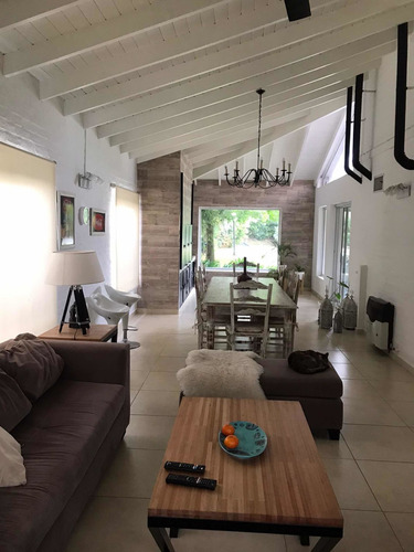 Imagen 3 de 11 de Venta De Casa En Echeverria Del Lago - Canning