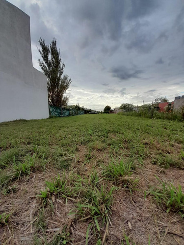 Venta Terreno En Barrio Las Tardes, Roldán