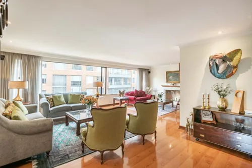 Apartamento En Venta En El Chicó. Cod V19948