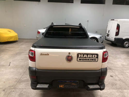 Fiat Strada 1.4 Hard Working Ce Flex 2p