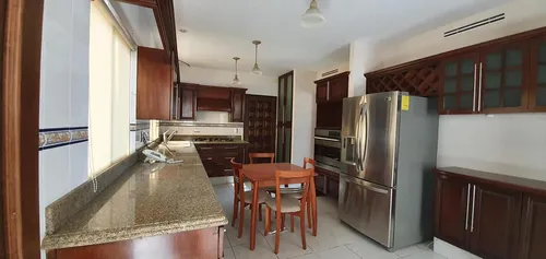 Ofrezco Venta De Casa En Cumbres 5to Sector