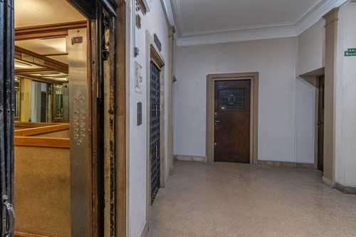 Oficina Comercial Venta En Av De Mayo Monserrat