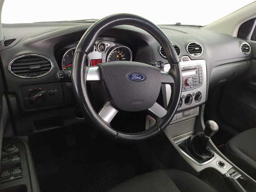 Imagem 10 de 15 de Ford Focus 1.6 Flex 5p 2012
