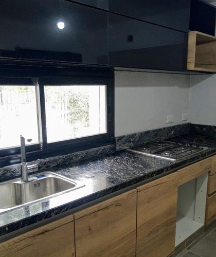 Venta De Casa En Recta Martinolli - Gran Oportunidad