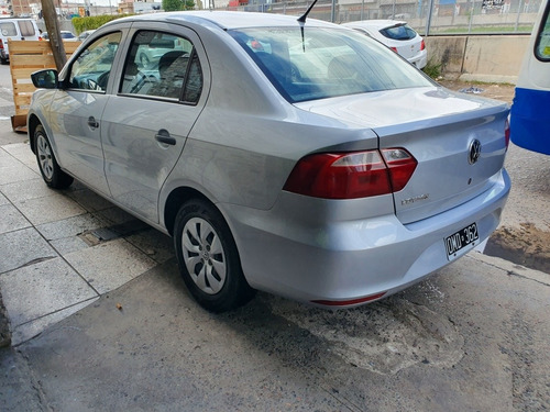 Volkswagen Voyage 1.6 Comfortline 101cv 2015