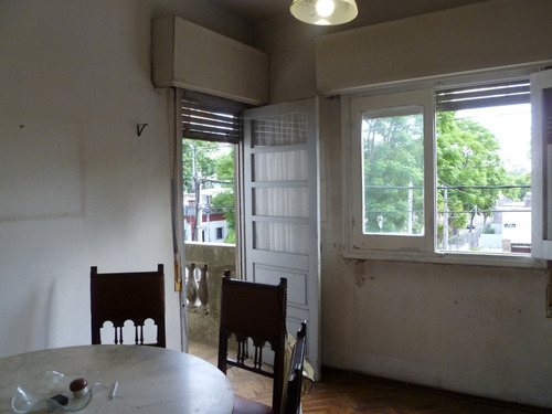 Imagen 2 de 14 de Oportunidad Para Vivir O Inversión, Casa De Altos Con Local Comercial Alquilado, Impecable Azotea Ideal Parrillero Y/o Barbacoa